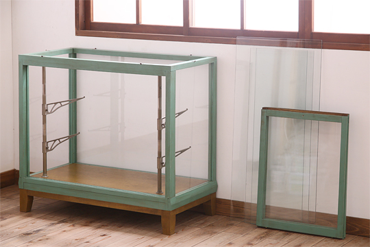 アンティークガラスケースの設置方法-1